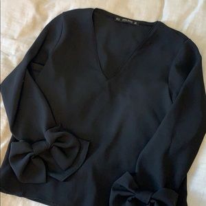 Zara black blouse with ribbon sleeve XS